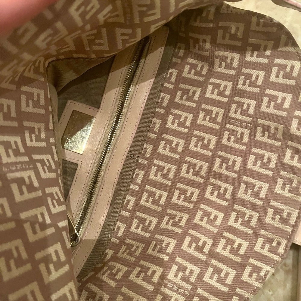 Fendi Pink and Tan Shoulder Bag with Iconic Monogram - Picture 7 of 9